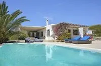 Briolette Villa Kalafatis